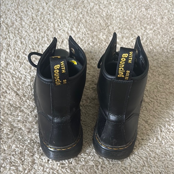 Dr. Martens - Size 6 Women’s - Picture 6 of 8